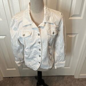 A.M.I. Size M Women's White Denim Jacket
